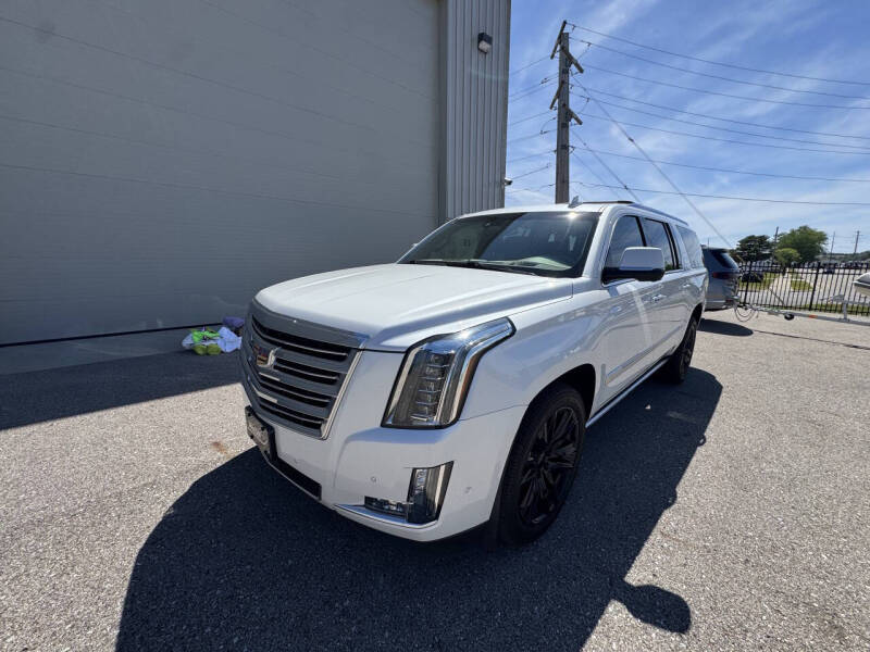 cadillac escalade esv 2018 1GYS4KKJ7JR179689 image cadillac escalade esv 2018 1GYS4KKJ7JR179689 image